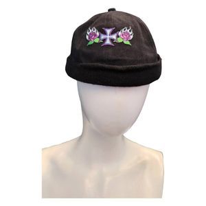 Lighting Clothing Black Embroidered Skull Cap OS
